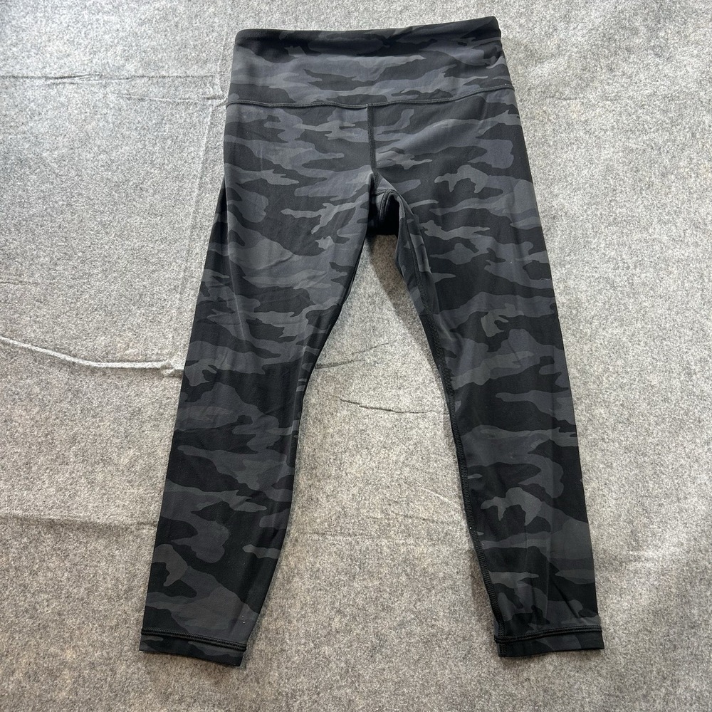 Athleta Ultra High Rise Elation 7/8 Tight M Petite Black Camo Yoga Leggings